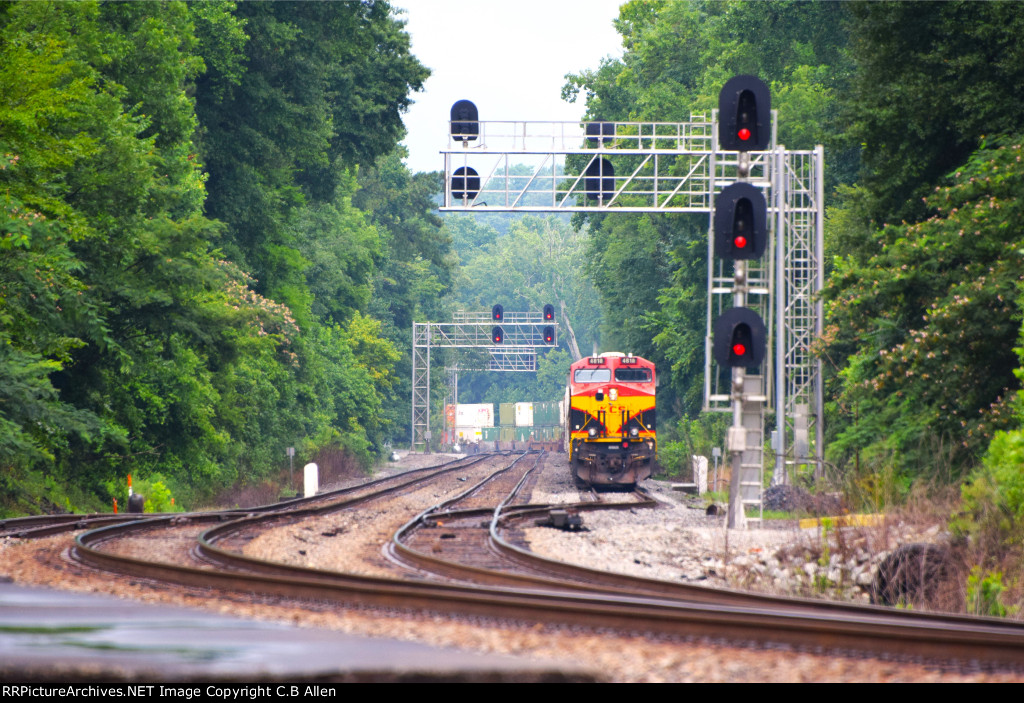 NS 220 Waits For A Relief Crew